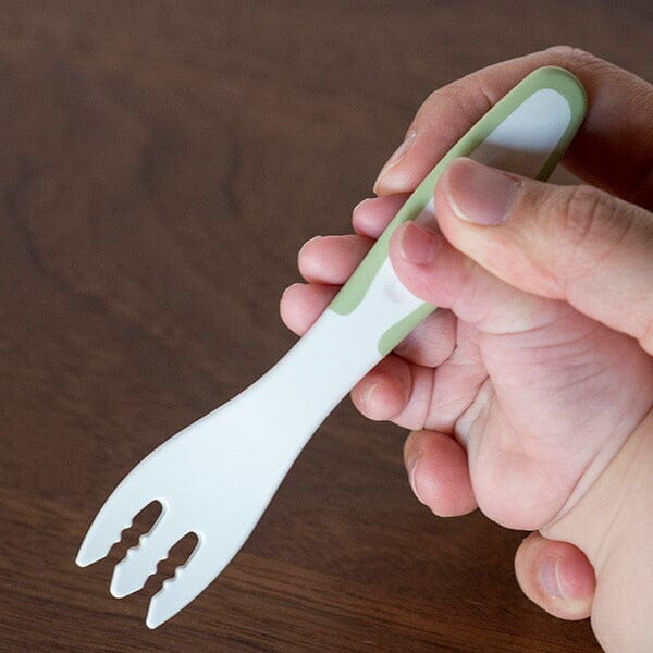 Richell - T.L.I Stage 3 Baby Self Feeding Spoon and Fork Set    Baby Spoon and Fork