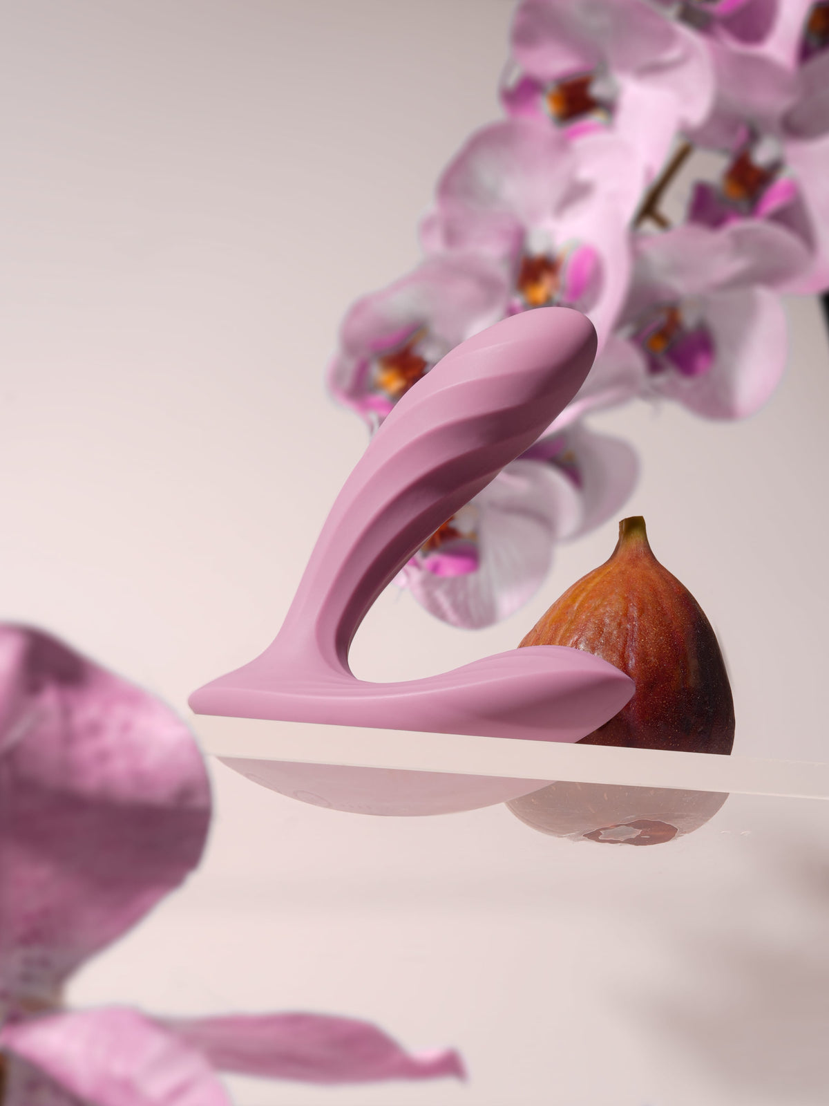 Svakom - Erica Plus App-Controlled Thrusting Wearable Vibrator SK1070 CherryAffairs